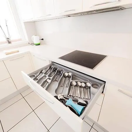 Modern 3 Bedroom On Maggiore Appartamento Maccagno