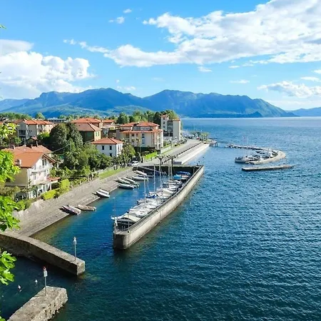 Modern 3 Bedroom On Maggiore Apartment Maccagno